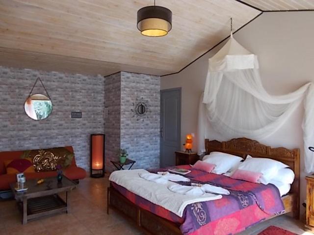 Le Clos Des Palmiers Saint-Ouen-d'Aunis Ngoại thất bức ảnh
