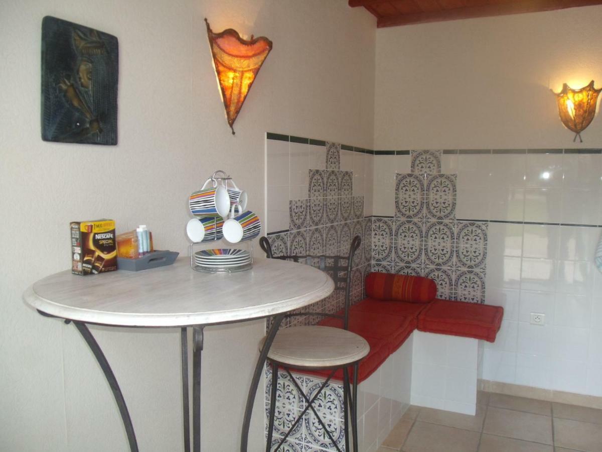 Le Clos Des Palmiers Saint-Ouen-d'Aunis Ngoại thất bức ảnh