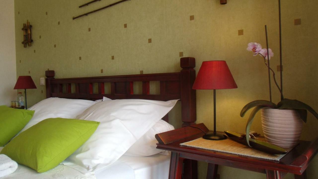 Le Clos Des Palmiers Saint-Ouen-d'Aunis Ngoại thất bức ảnh